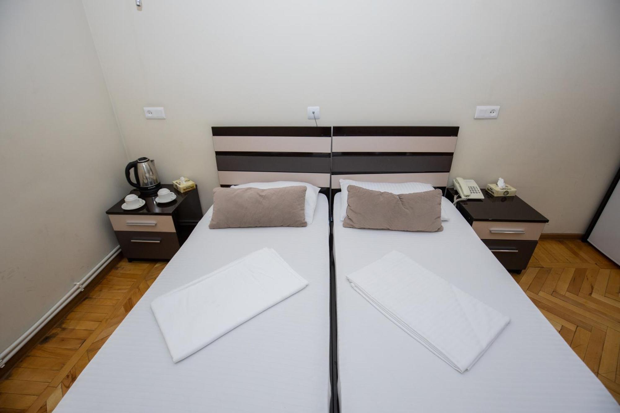 Yereone Hotel Apartment Yerevan Exterior photo